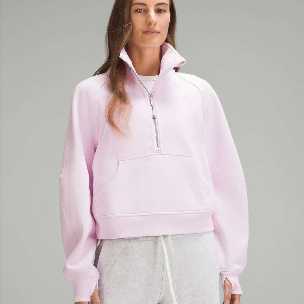 Lululemon light pink scuba